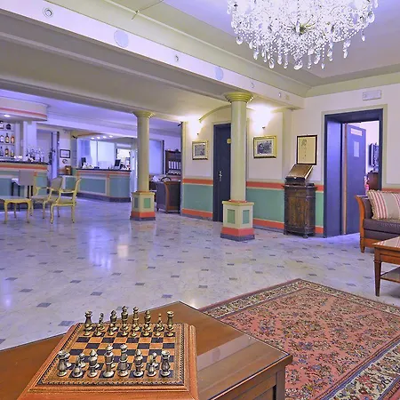Europa Hotel 4*